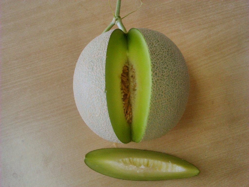 Dưa lưới ruột xanh